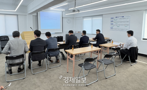 [현장] 3개사 몰린 오금현대 현설…삼성·포스코 4개월 만에 재대결할까