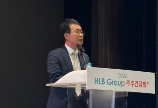 진양곤 HLB 의장, 계열사 지분 확대…연말 신약 임상 결과 앞두고 베팅