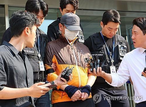 생일상 차려준 아들 가슴에 사제 산탄총… 인천 송도 비극 60대 피고인, 무기징역 확정