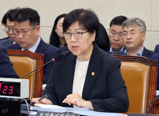  [2026 국감] 먹는 낙태약 내년 국내 도입…국회선 법부터 vs 접근성 높여야