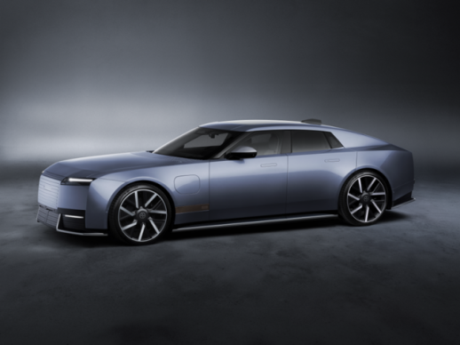 재규어, 1030마력 전기 GT Type 01 첫선…2027년 하반기 국내 공개