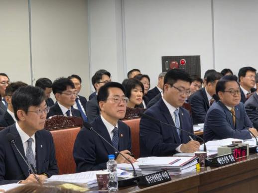 黄种宇部长：积极应对北极航道时代，促进沿海与渔村经济活力