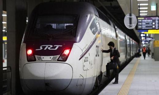 乘客遗失物品被SRT客室长私自带走，法院裁定解雇合法
