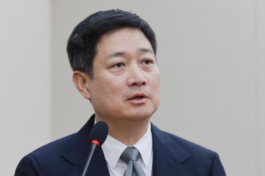 해킹 숨겼다면 위약금은?…LGU+ 홍범식 합당한 책임 다할 것