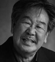 파하~ 웃음은 남고, 국민 아버지는 떠났다…최불암 별세