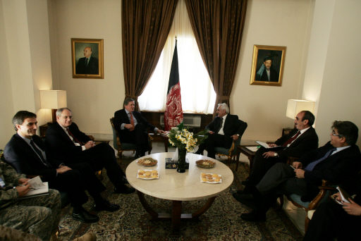 [영문] US envoy meets Afghan president amid tensions