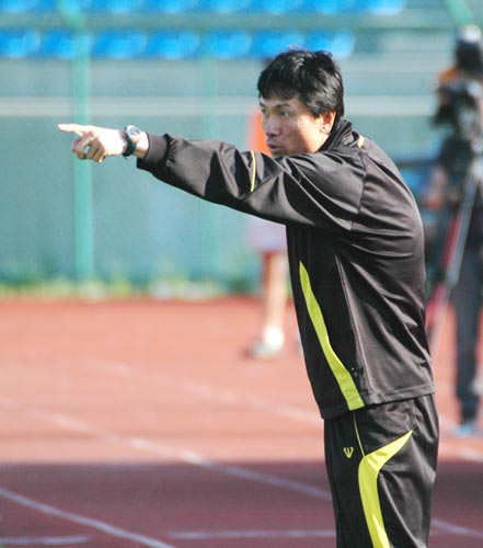 中国延边足球队在韩国进行训练
