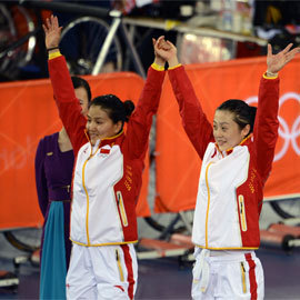 <伦敦奥运会>自行车——女子团体竞速：中国队金牌得而复失 获银牌