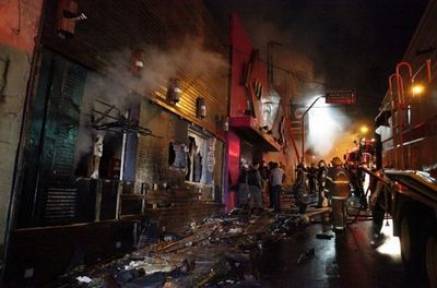 巴西夜总会大火致245人死亡