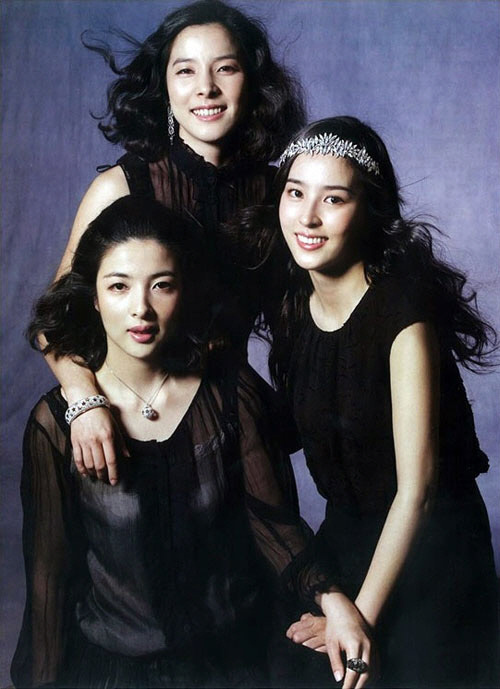 K-Entertainment: Actress Hye-jin Han and two sisters show off the blessed gene