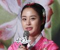 Actress Kim Tae-hee visits Aju Business Daily