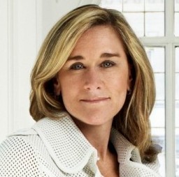Burberry CEO Angela Ahrendts to leave its post and join Apple Inc.