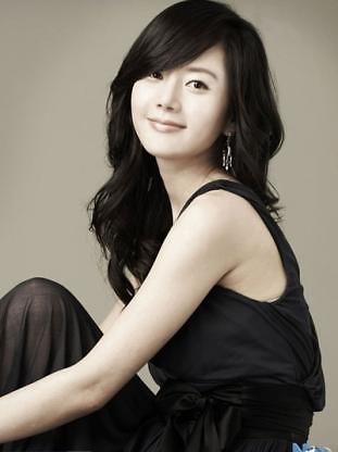 20】【明星】艺人廉晶雅与前经纪公司再续约