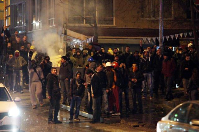 土耳其爆发全国性抗议游行要求政府下台 