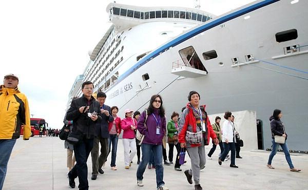 今年乘豪华客轮访韩游客欲破90万人