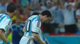 Messi leads Argentina to 2-1 win over Bosnia and Herzegovina