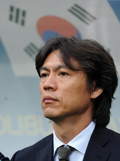 韩国足教练洪明甫引咎辞职 “我是名失败的教练”