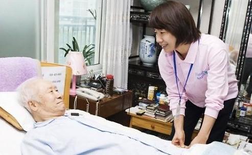 韩国2036年进入“老龄时代” 赡养老人人口下降