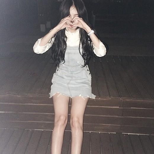 K-pop girl band 4Minute member HyunA new cutesie selfie for her fans
