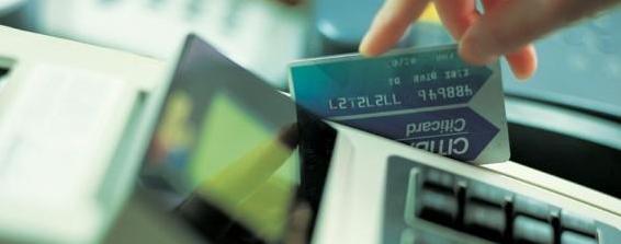 S. Koreas credit card spending rises 6.3% in 3rd quarter  