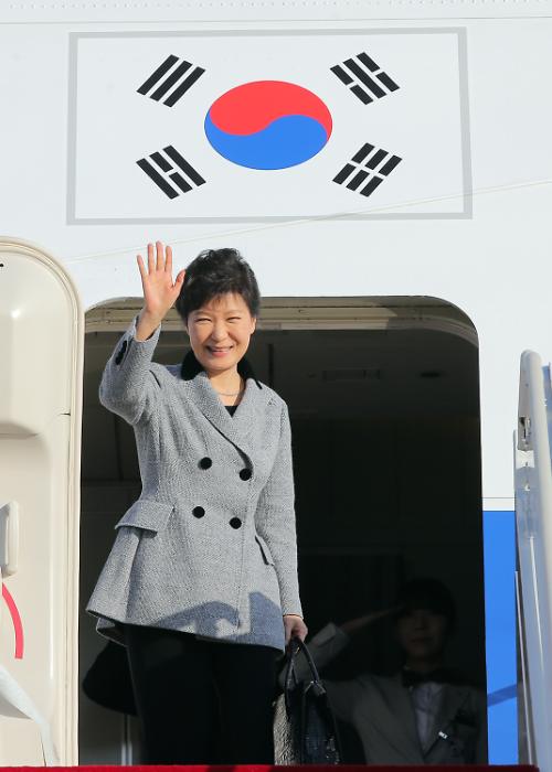朴槿惠启程出访亚太三国