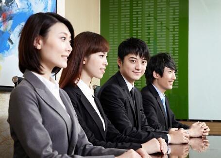 韩经济不振致企业“瘦身” 明年青年就业前景不佳