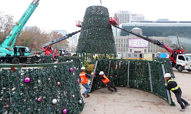 超大型圣诞树即将亮相首尔广场