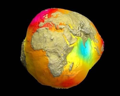 NASA制作地球引力图 韩网友惊呼“神似土豆”