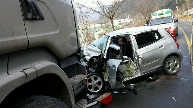 韩国江原道发生交通事故致一人死亡