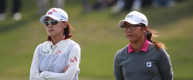 Lydia Ko youngest to take top spot in womens golf rankings 