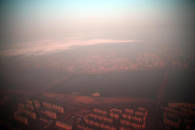 今日立春 大雾笼罩首尔