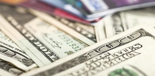 South Koreas FX reserves fall to 8-month low