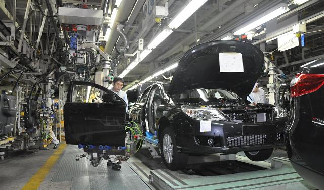 South Koreas industrial output falls 1.7% in January