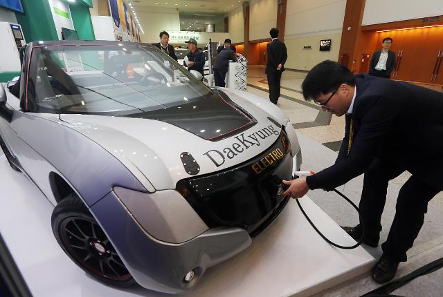 第二届国际电动汽车博览会在韩开幕