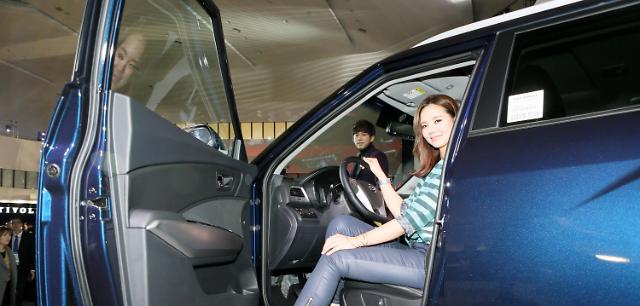 One-third of compact SUV Tivoli buyers are women
