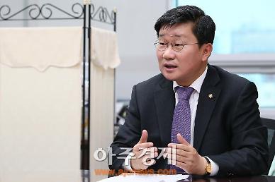 [아주초대석] ‘노무현 전 대통령의 사람’ 전해철 국회 법사위 간사는 누구?