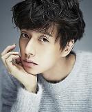 Model and actor Park Hae-jin joins rich donors club