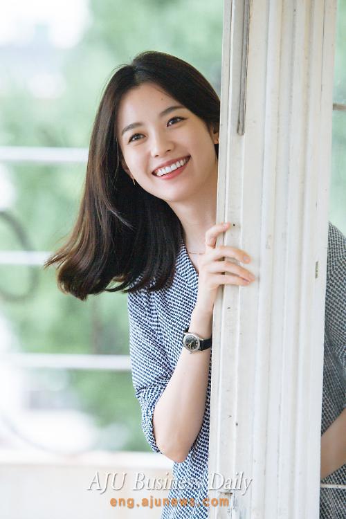 Actress Han Hyo Joo Co Stars In The Beauty Inside