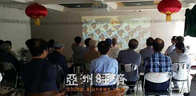 韩国民众评价阅兵式：霸气，威武！