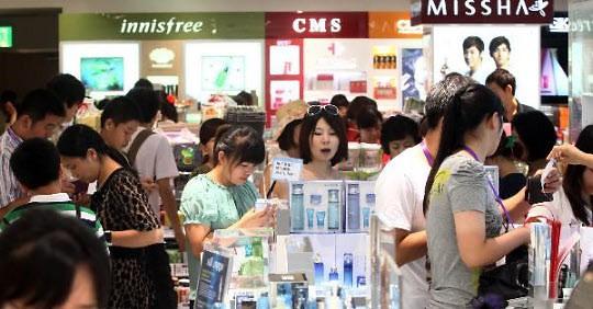 中国游客韩国购物喜好分析：最爱卡地亚 MCM失宠