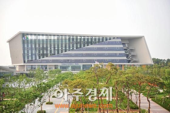 ▲완주군청사 전경