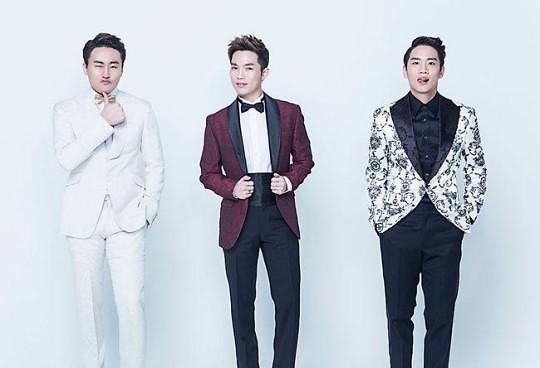 韩国组合phantom下月合体回归