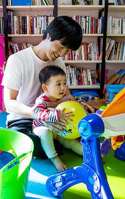 韩国男性育儿假使用率仅3.2%  十年间无显著变化