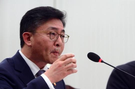 韩统一部长官改口称“无法确认开城园区资金被用于核武开发”