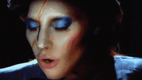 Lady GaGa’s David Bowie tribute gets standing ovation at Grammy
