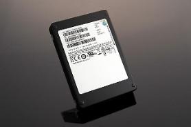 Samsung announces largest-capacity-ever 16TB SSD
