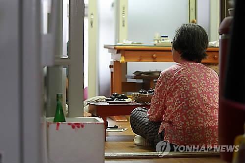 “孤独死”成韩国社会新问题 老龄化和单身家庭增多为主因