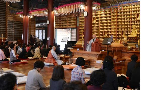 Seoul temple earns $18.3 mln in annual income