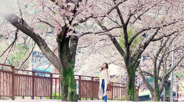 [AJU VIDEO] A Pinks Eunji drops solo track Hopeful Sky