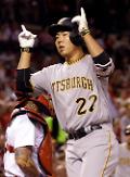 Kang Jung-ho homers twice in season debut for Pirates